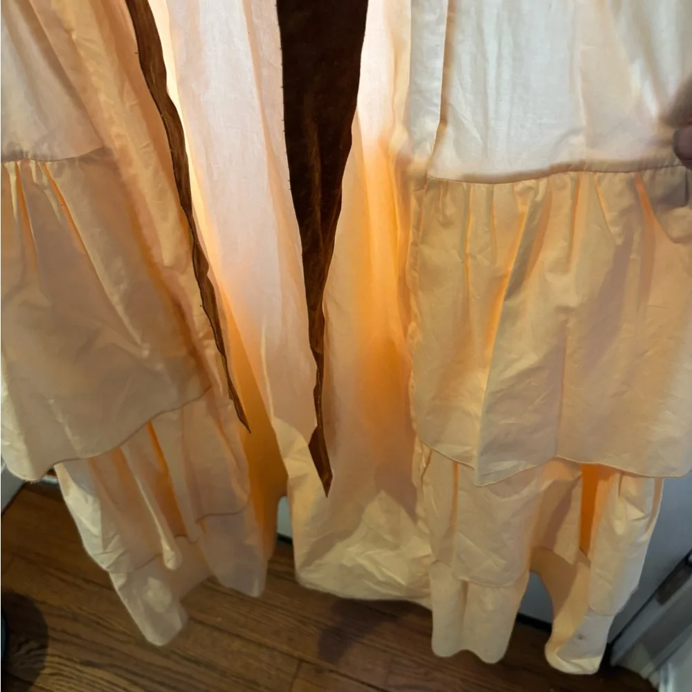 Italian Chic Peach Cotton Midi Dress with Brown Suede Belt
Like Anthropologie - Picture 5 of 11
